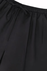 Julian Shorts in Silk - Black | Umit Benan