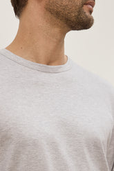T-shirt James a Maniche Lunghe in Cotone - Grigio Chiaro | Umit Benan